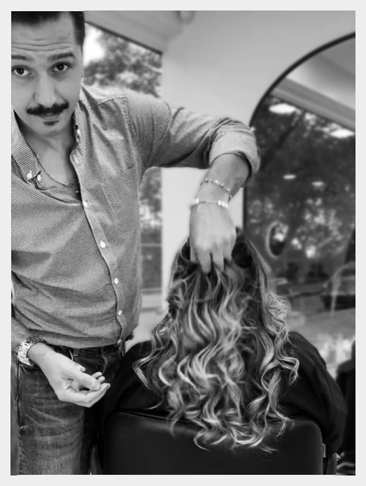 George, coiffeur expert en balayage à Lille