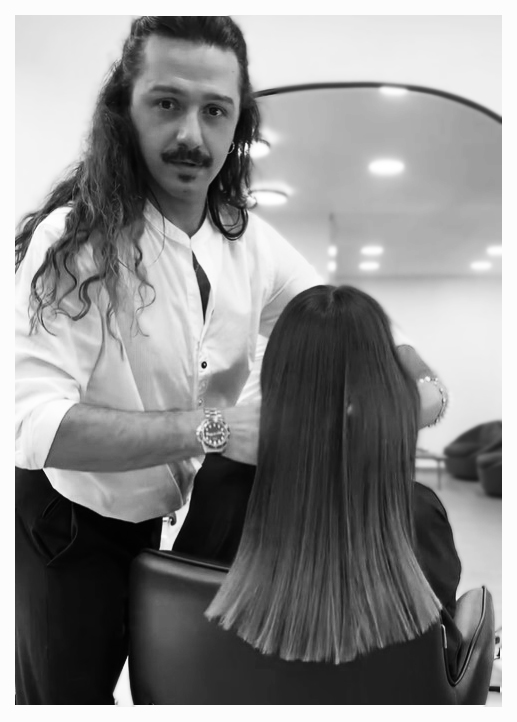 George, coiffeur expert en balayage à Lille